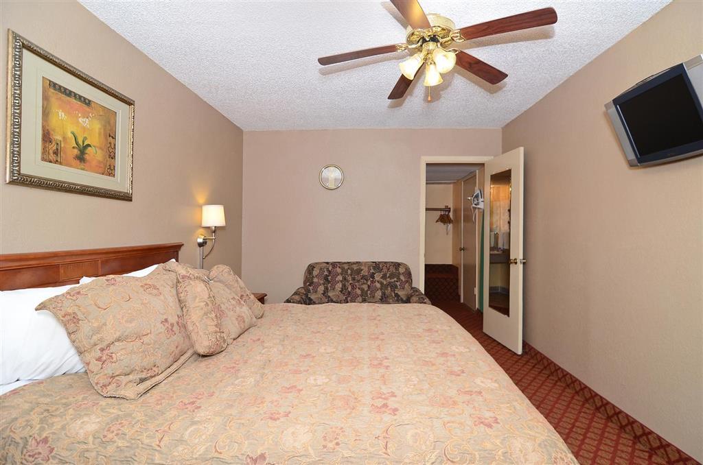 Americas Best Value Inn Crosstimbers Stephenville Room photo