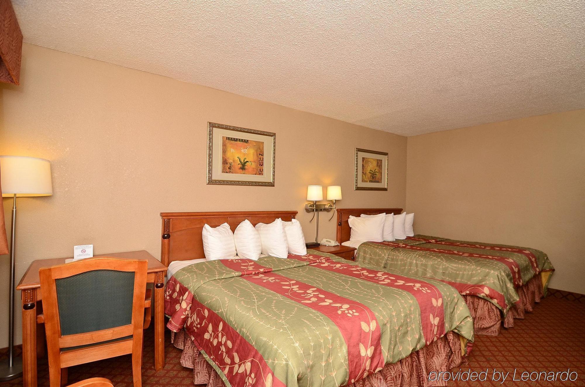 Americas Best Value Inn Crosstimbers Stephenville Room photo